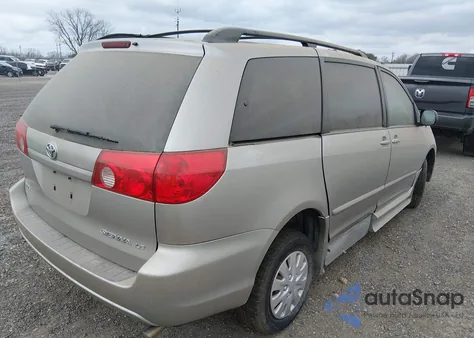 2008 Toyota Sienna Le z USA, uszkodzony, nr VIN 5TDZK23C28S197538